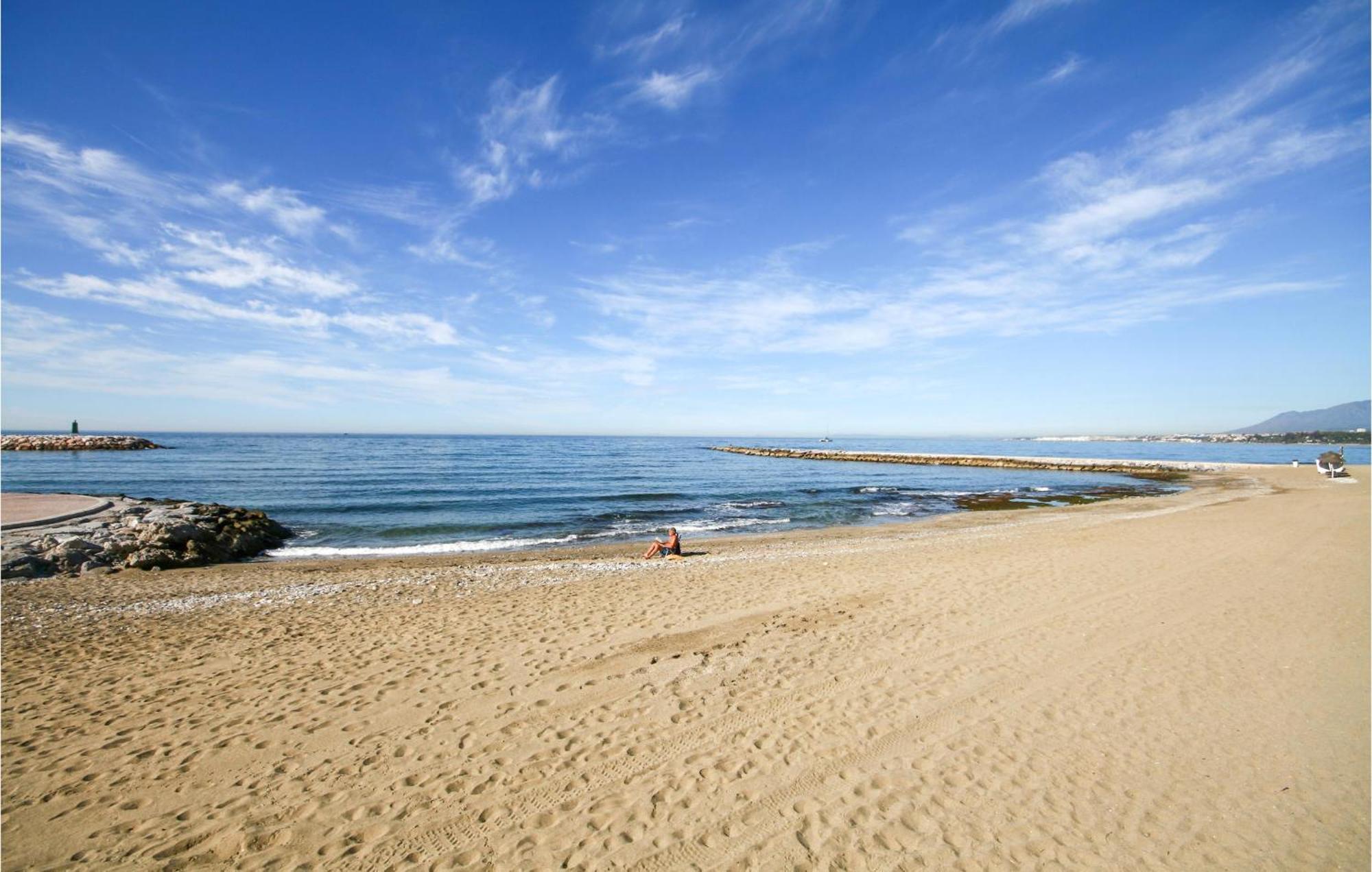 Gorgeous In With House Sea View Feriehus Marbella